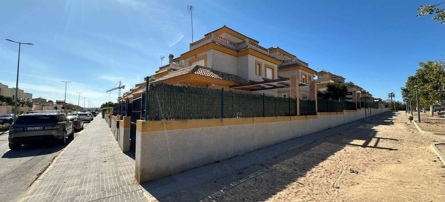 Resale - Detached House / Villa - La Herrada