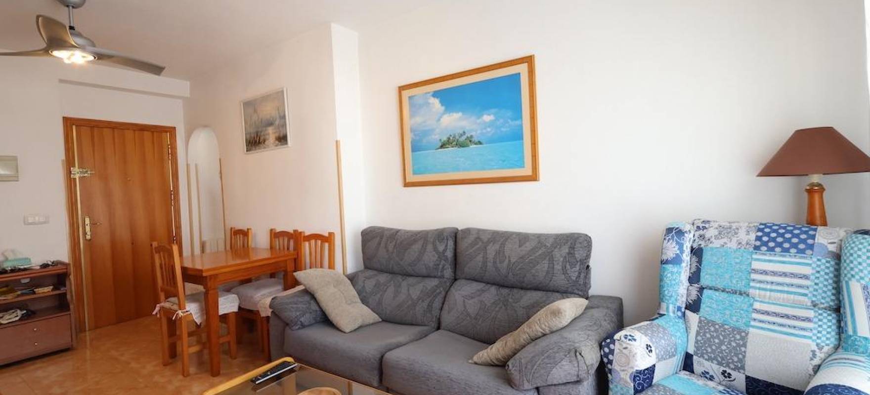 Resale - Apartment - Torrevieja - Acequion