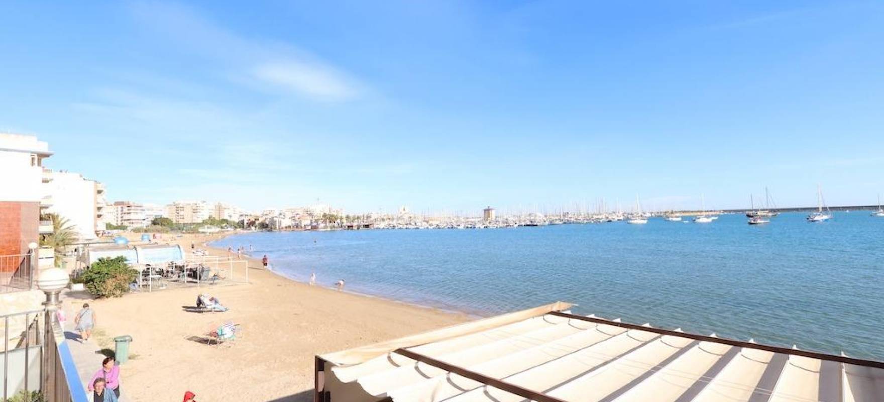 Resale - Apartment - Torrevieja - Acequion