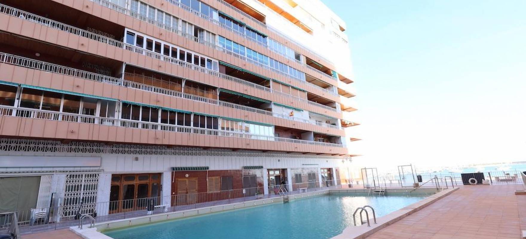 Resale - Apartment - Torrevieja - Acequion