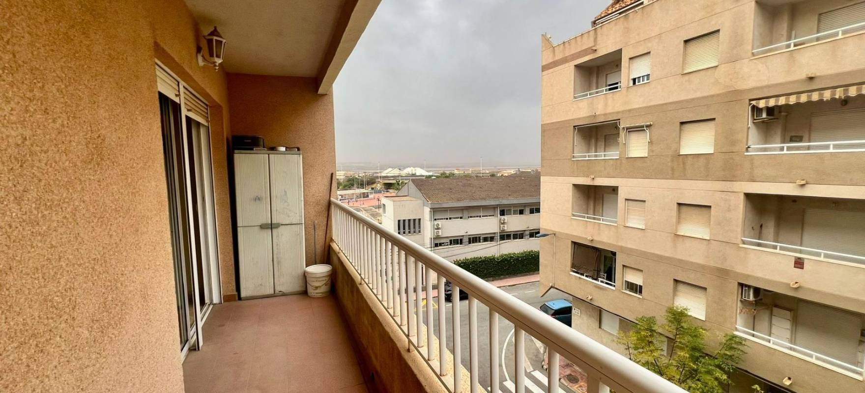 Resale - Apartment - Torrevieja - Acequion