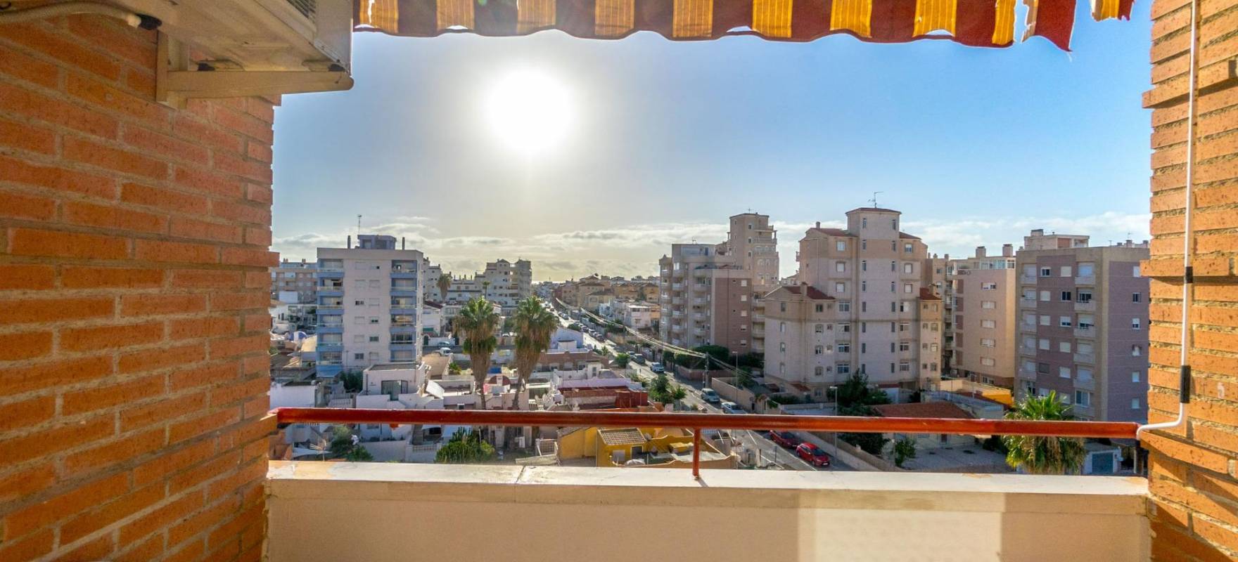 Resale - Apartment - Torrevieja - Calas blanca