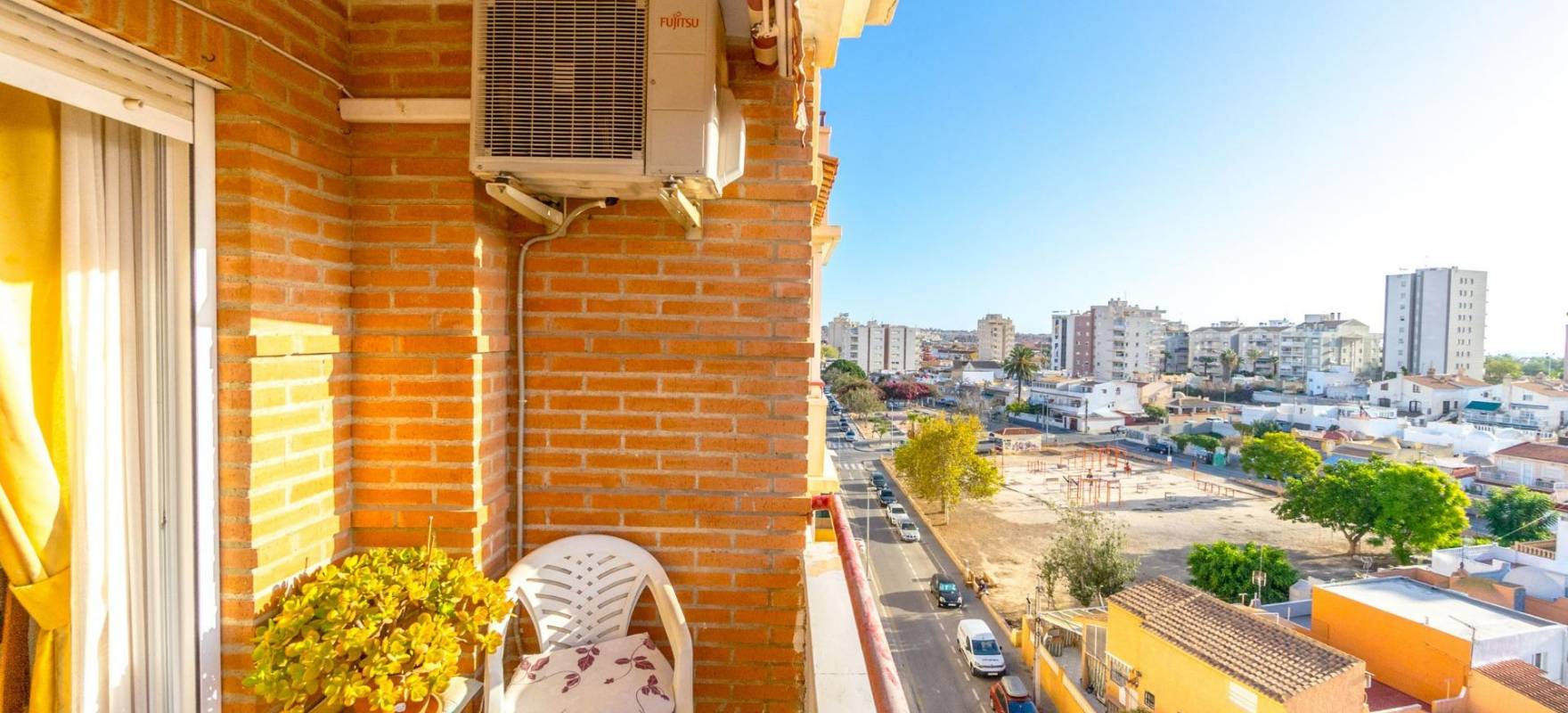 Resale - Apartment - Torrevieja - Calas blanca