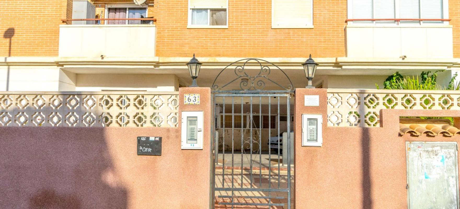 Resale - Apartment - Torrevieja - Calas blanca