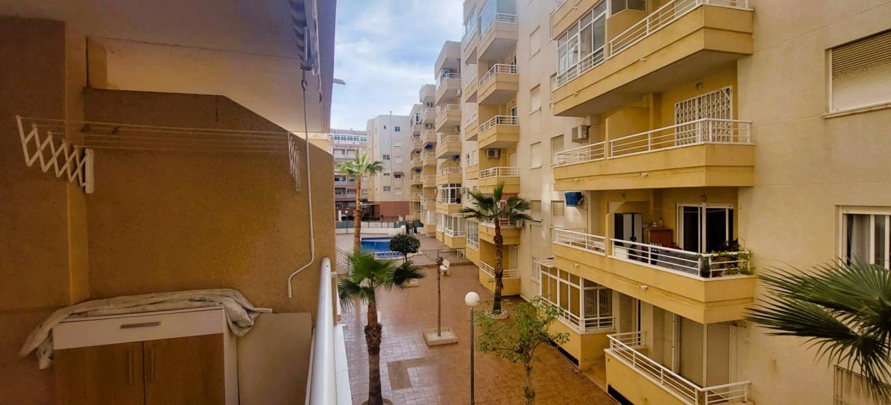 Resale - Apartment - Torrevieja - Centro