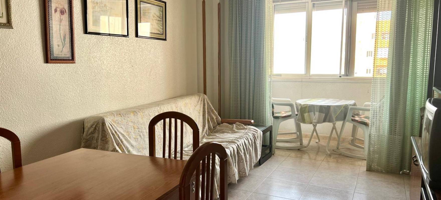 Resale - Apartment - Torrevieja - Centro