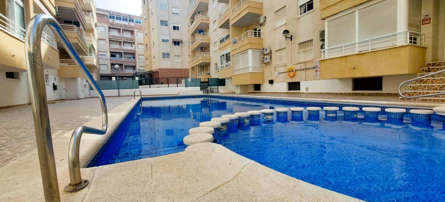 Resale - Apartment - Torrevieja - Centro