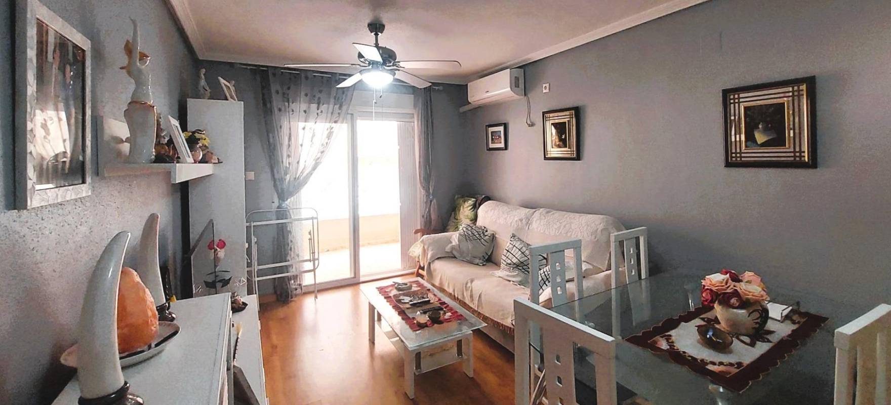 Resale - Apartment - Torrevieja - Centro