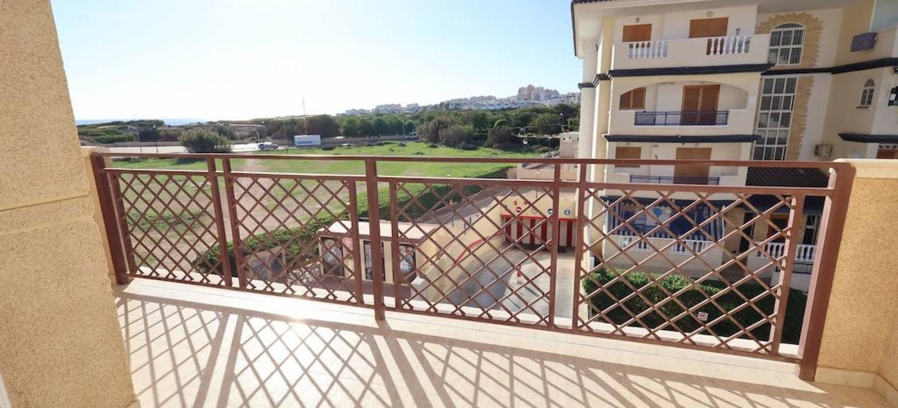 Resale - Apartment - Torrevieja - La Mata