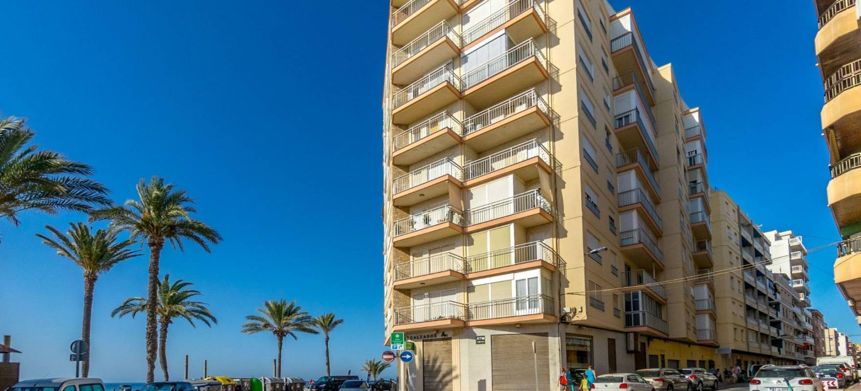 Resale - Apartment - Torrevieja - Playa del cura