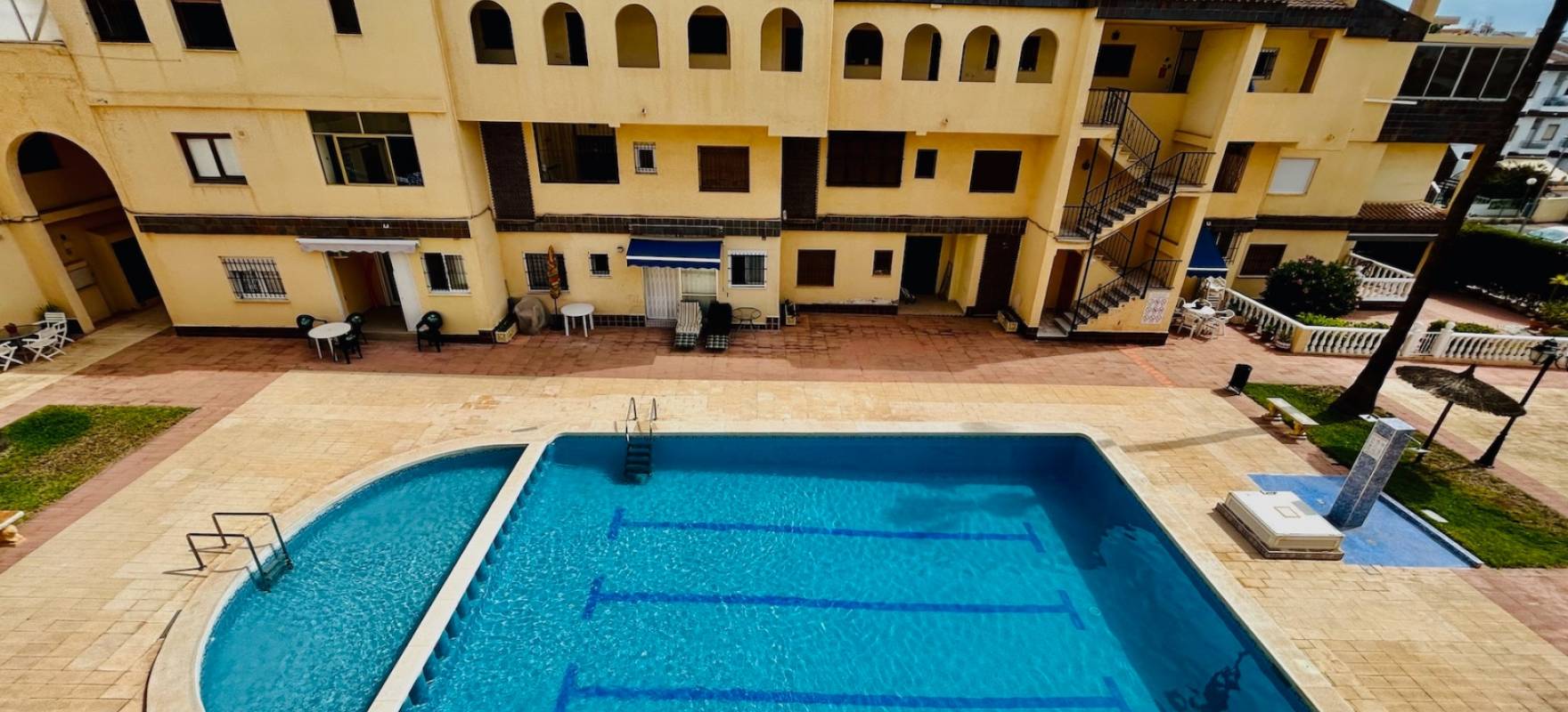 Resale - Apartment - Torrevieja - Punta prima