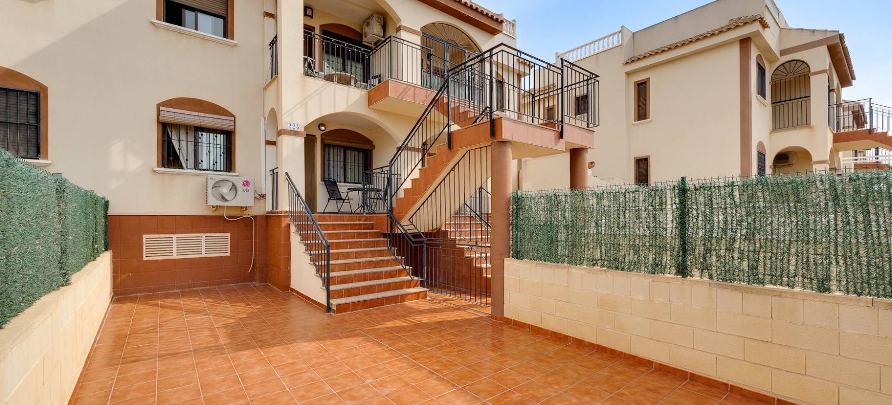 Resale - Bungalow - Torrevieja - Sector 25