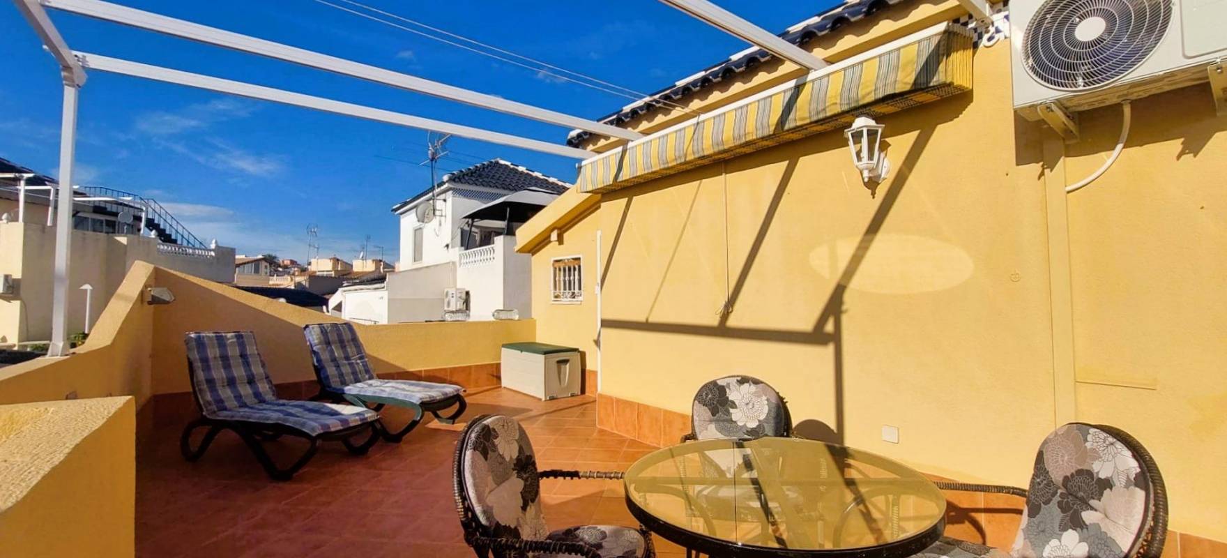 Resale - Chalet - Torrevieja - Los Balcones - Los Altos del Edén