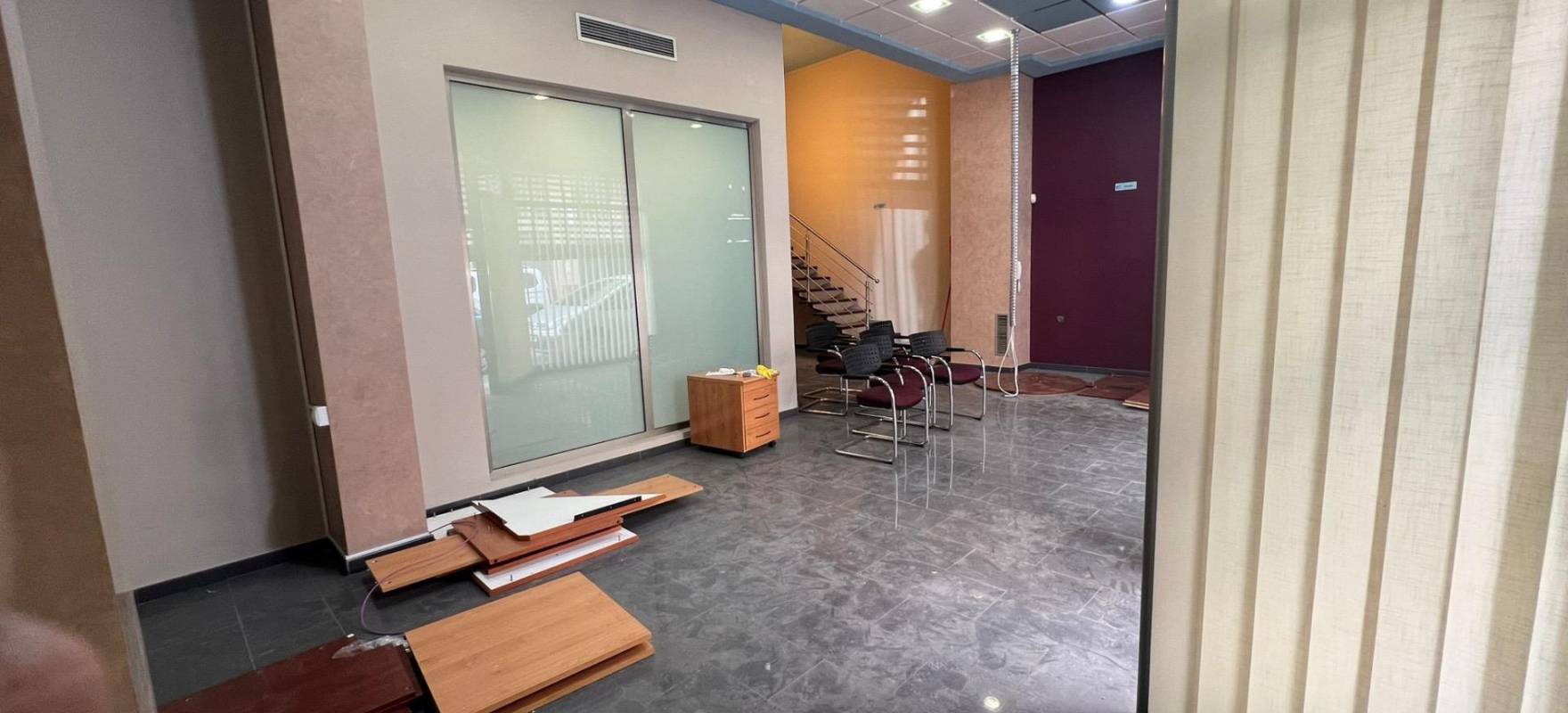 Resale - Commercial Unit - Beniel - CENTRO