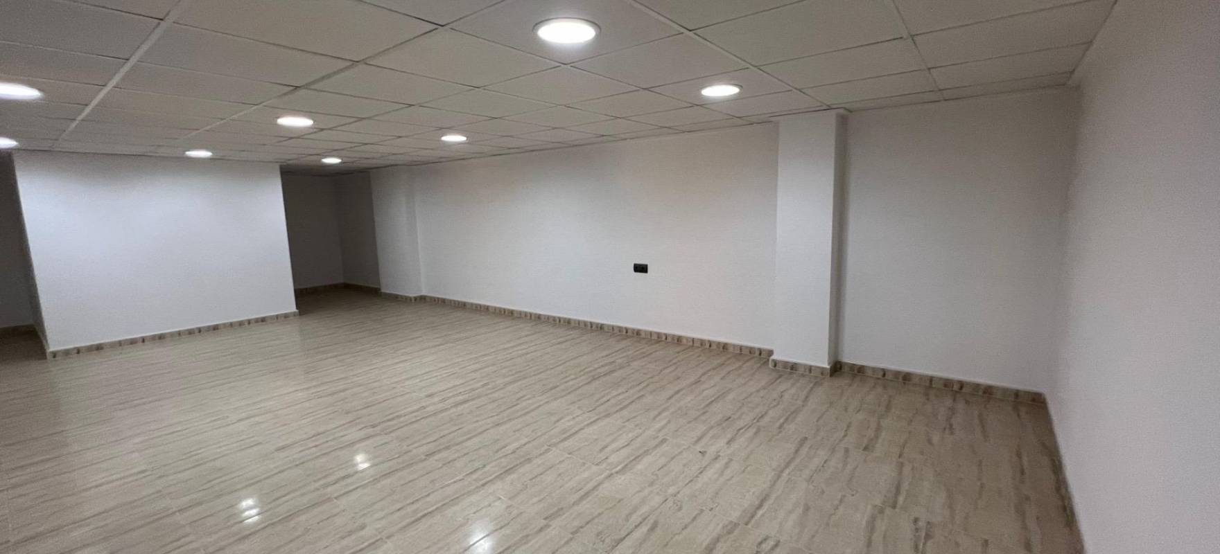 Resale - Commercial Unit - Beniel - CENTRO