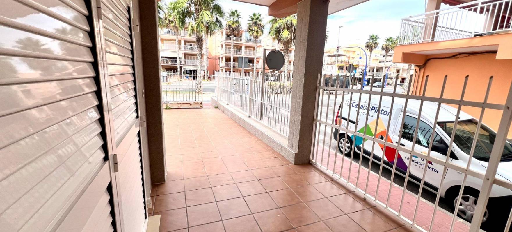 Resale - Ground Floor - Torrevieja - Playa de los Naufragos