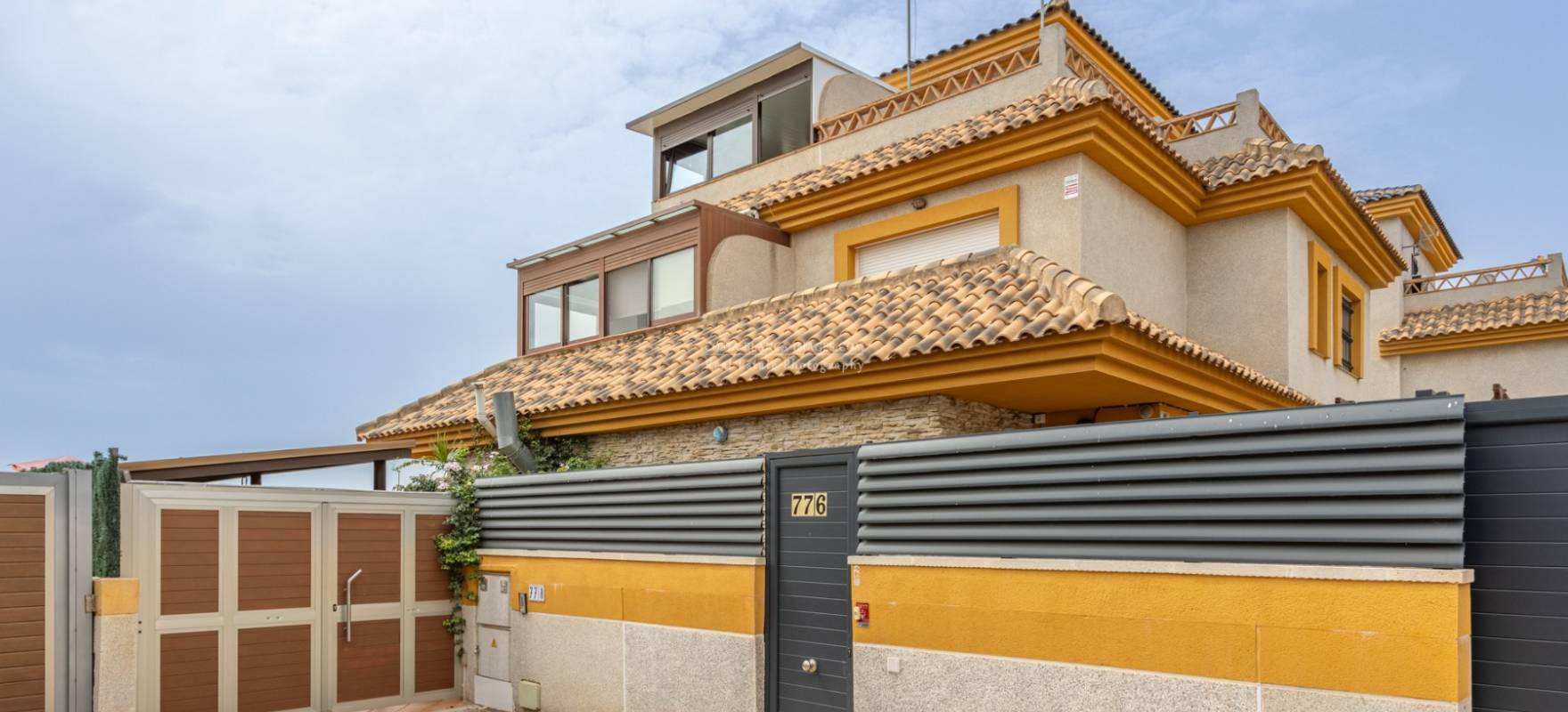 Resale - Semi - Detached Villa - Los Montesinos - La Herrada