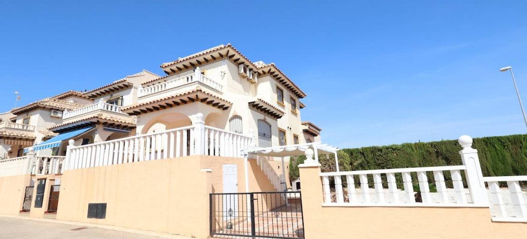 Resale - Terraced House - Orihuela Costa - Montezenia