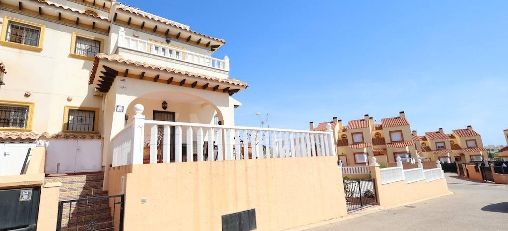 Resale - Terraced House - Orihuela Costa - Montezenia