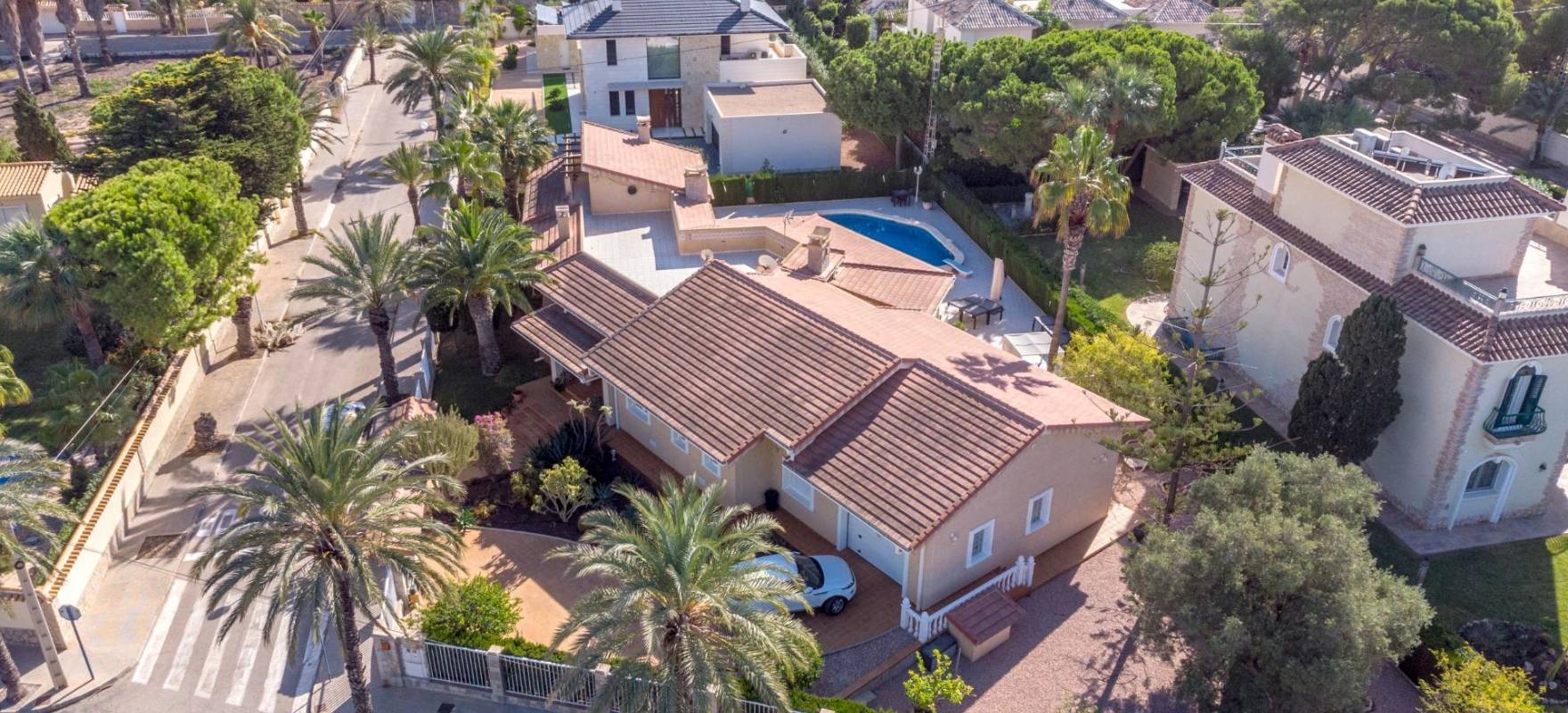 Resale - Villa - Cabo Roig - MUY CERCA DE LA PLAYA