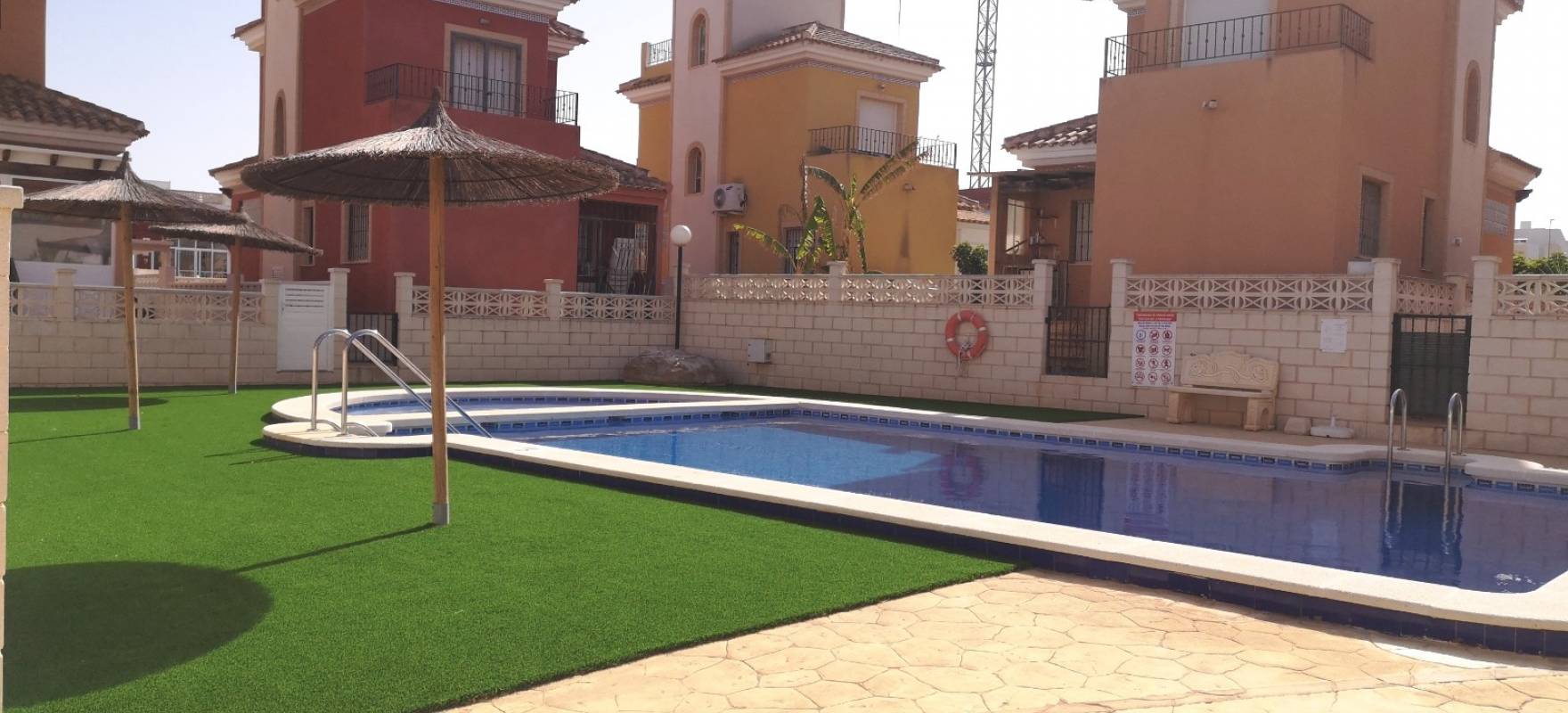 Resale - Villa - Los Montesinos - La Herrada