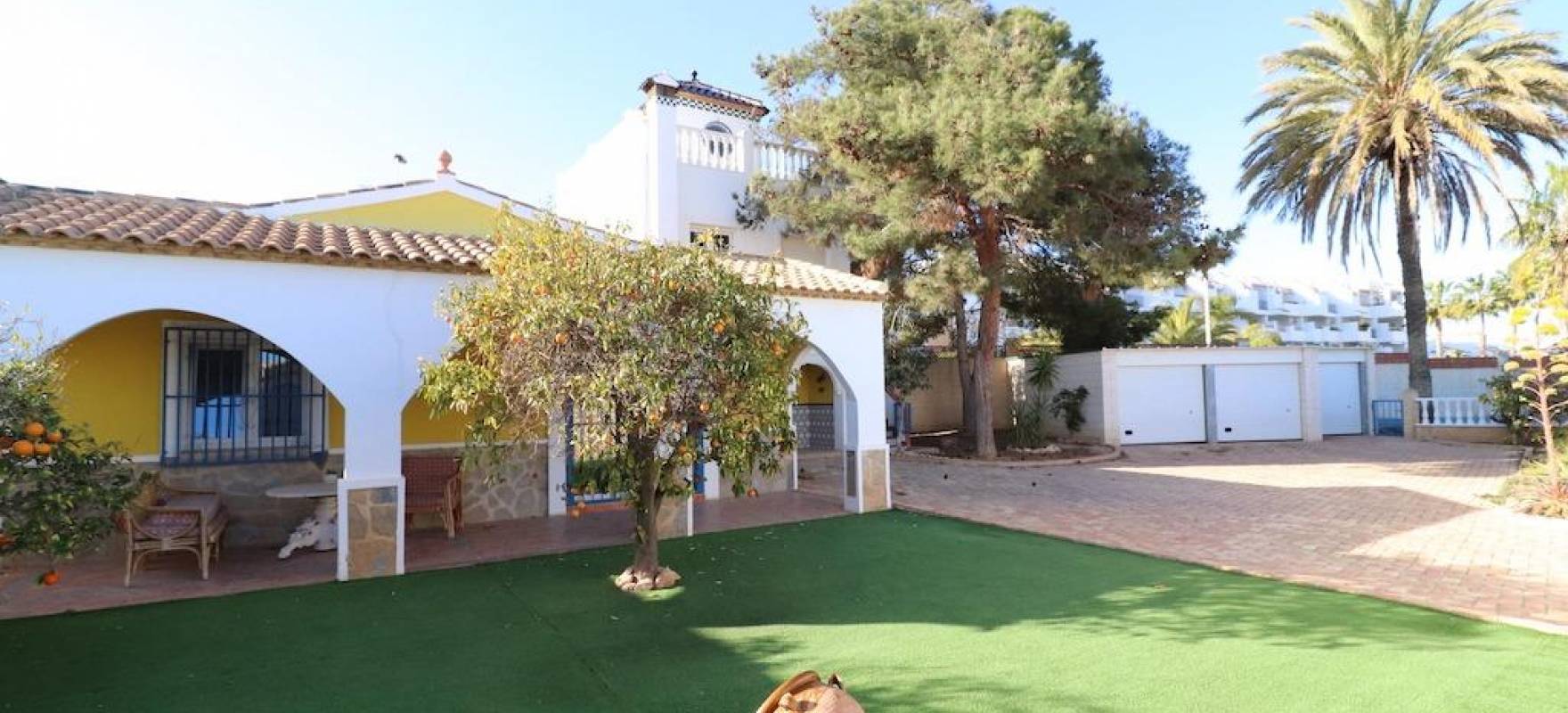 Resale - Villa - Orihuela Costa - Los Dolses