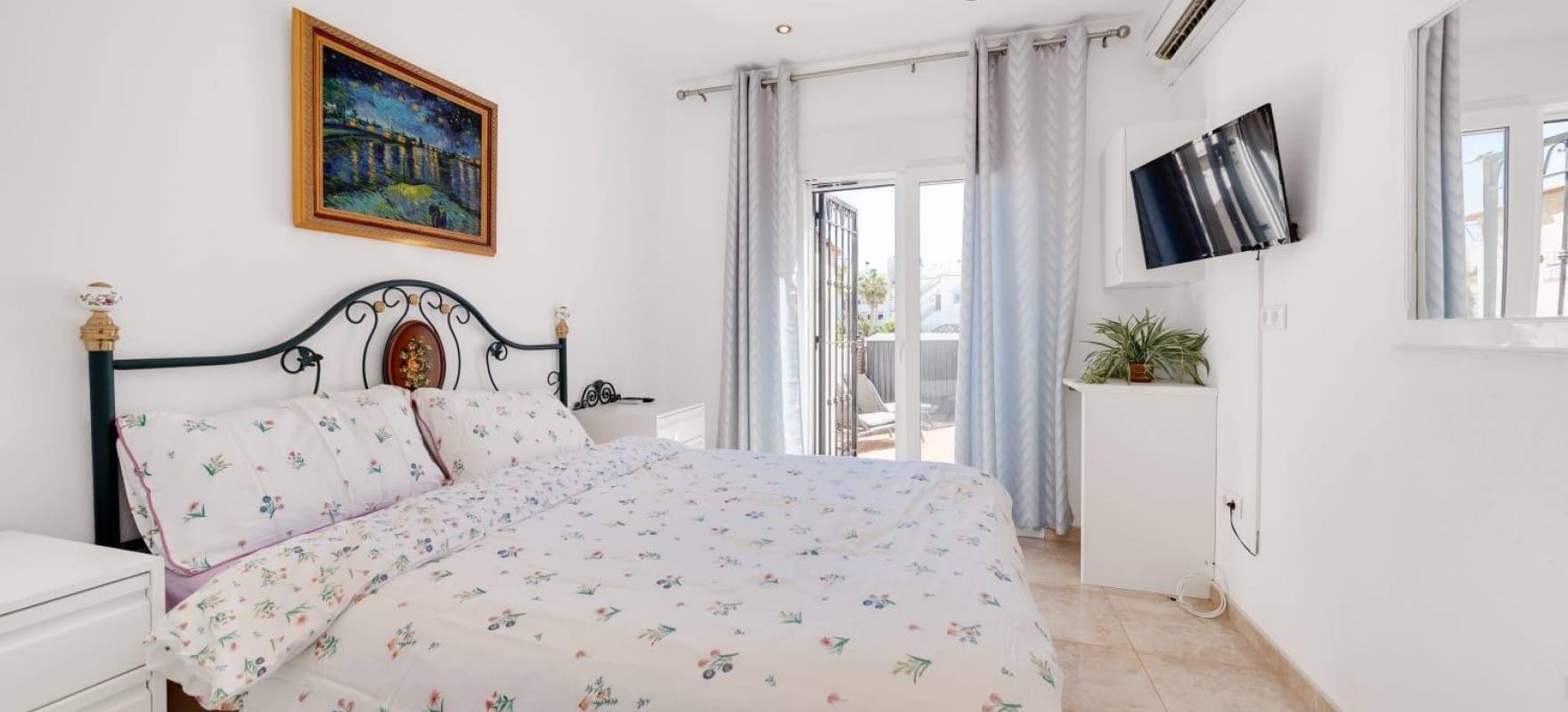 Resale - Villa - Orihuela Costa - Los Dolses