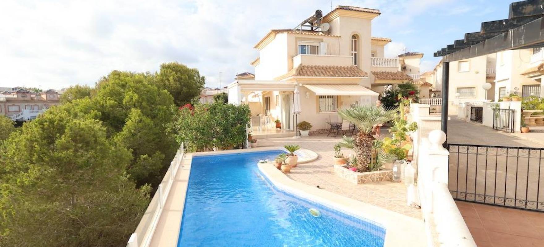 Resale - Villa - Orihuela Costa - Playa Flamenca