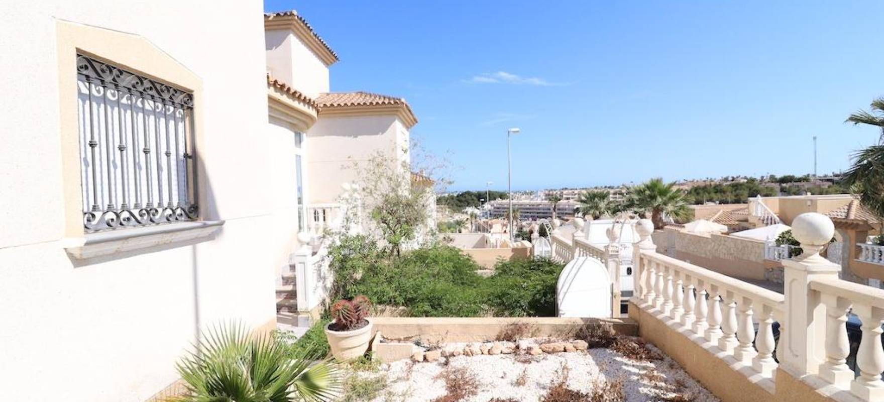 Resale - Villa - Orihuela Costa - Villamartín