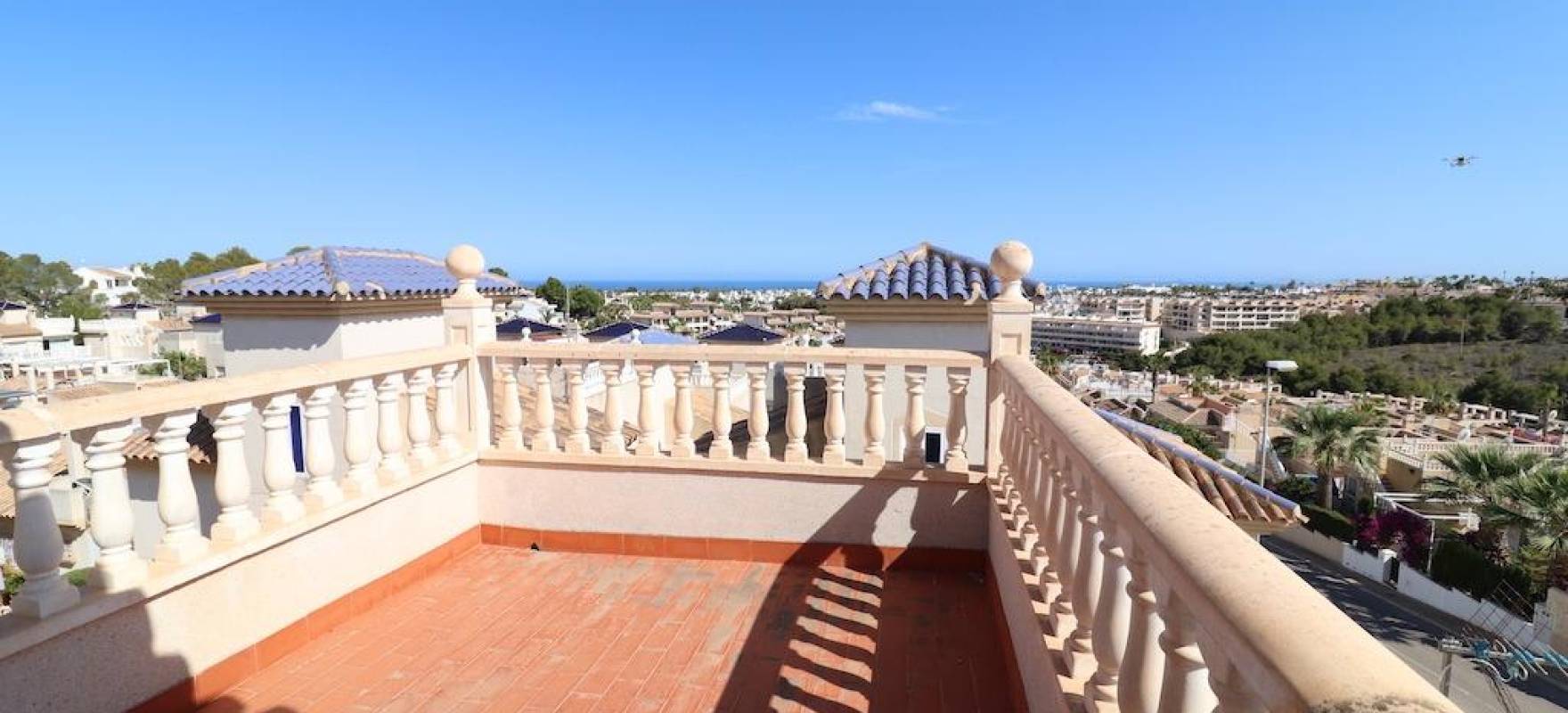 Resale - Villa - Orihuela Costa - Villamartín