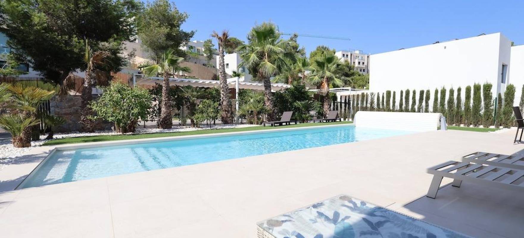 Resale - Villa - Orihuela - Las Colinas Golf