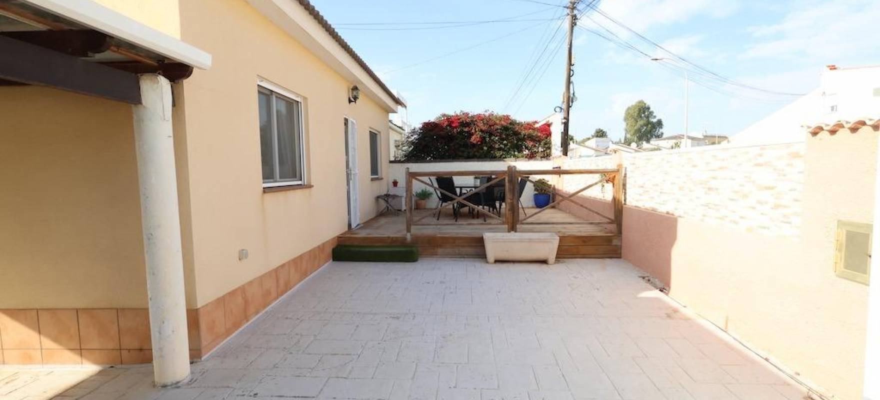 Resale - Villa - Torrevieja - La Siesta - El Salado - Torreta