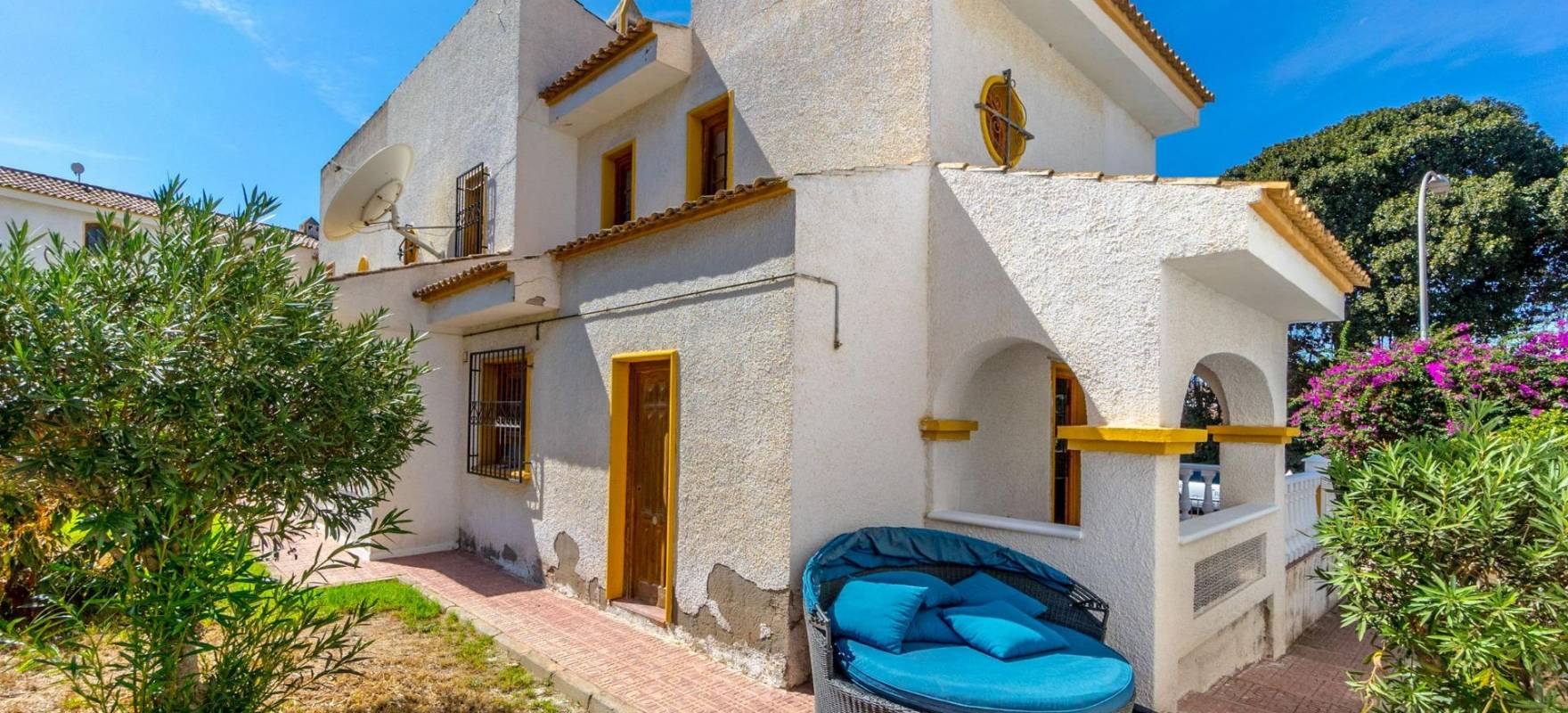 Resale - Villa - Torrevieja - Los altos