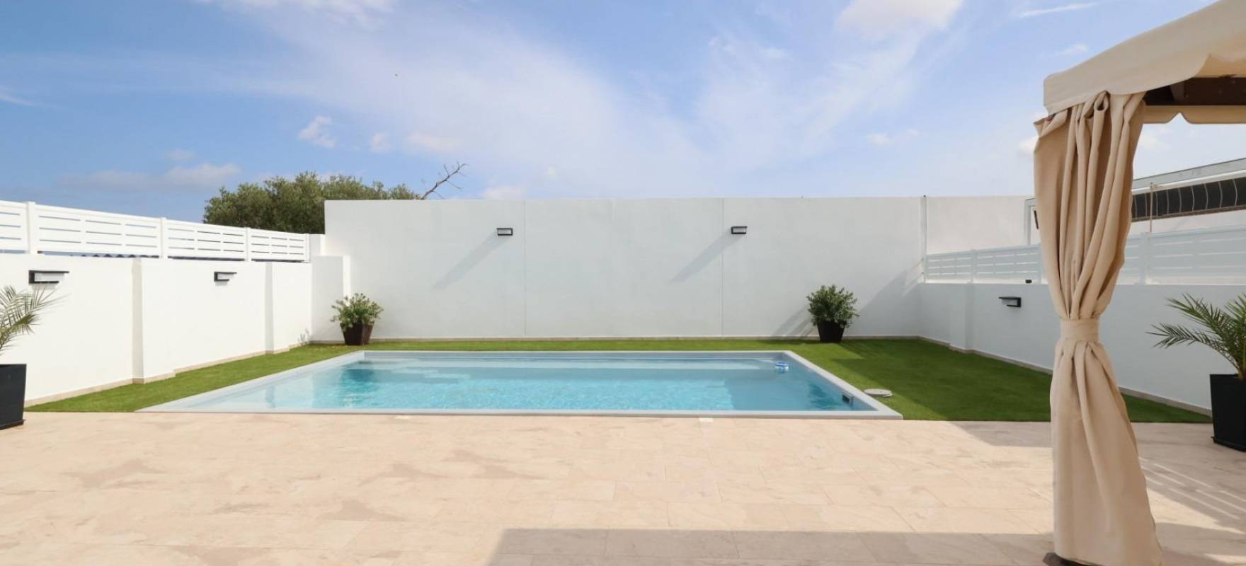 Resale - Villa - Torrevieja - San luis