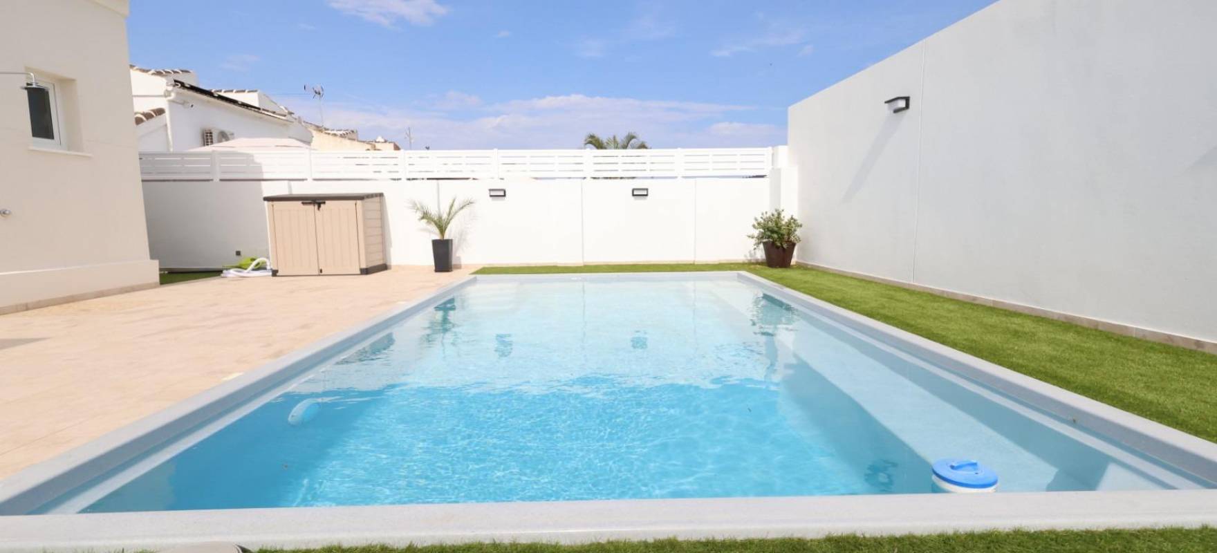 Resale - Villa - Torrevieja - San luis