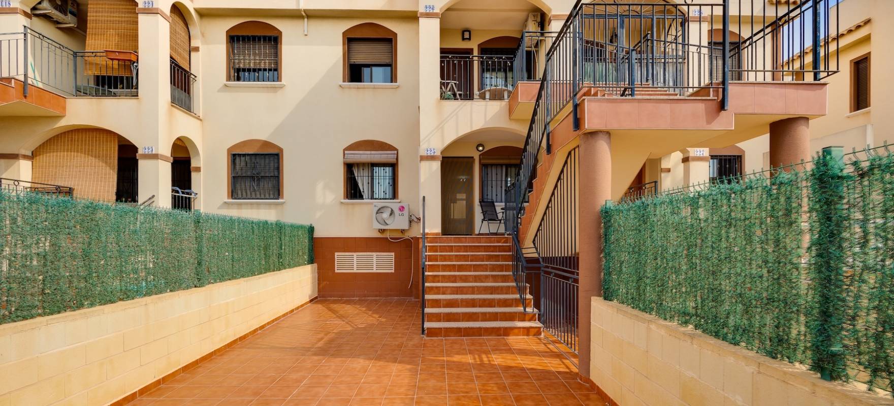 Revente - Bungalow - Torrevieja - Sector 25