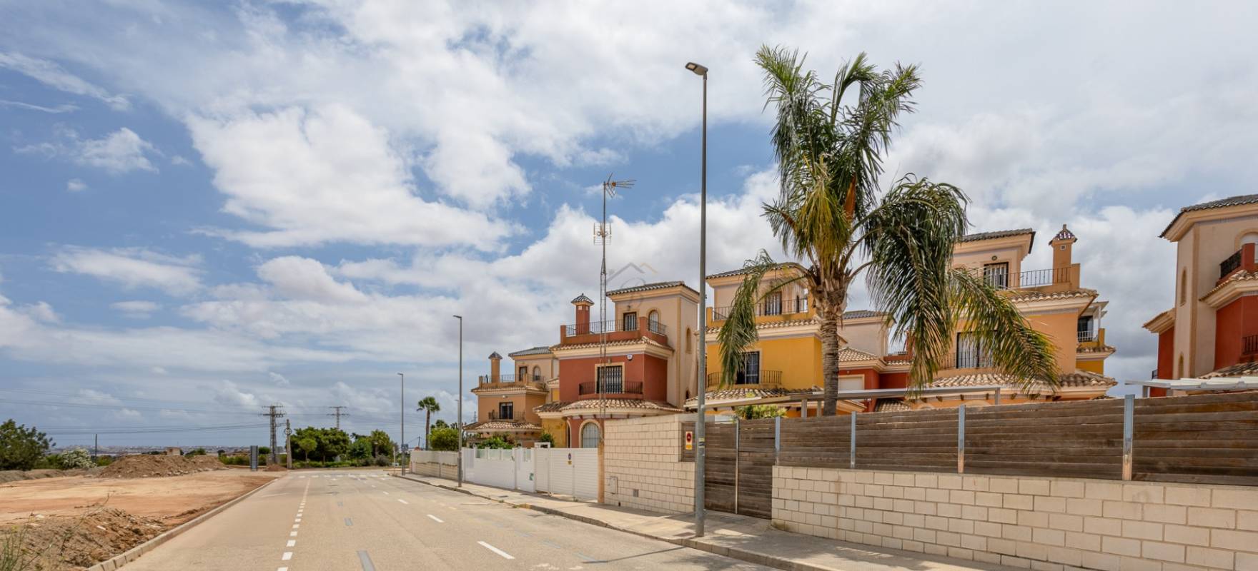 Venta - Chalet - Los Montesinos - Los Montesinos - Urb. La Herrada