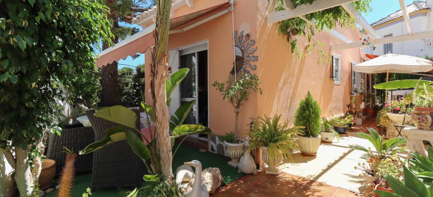 Venta - Chalet - Torrevieja - Los altos