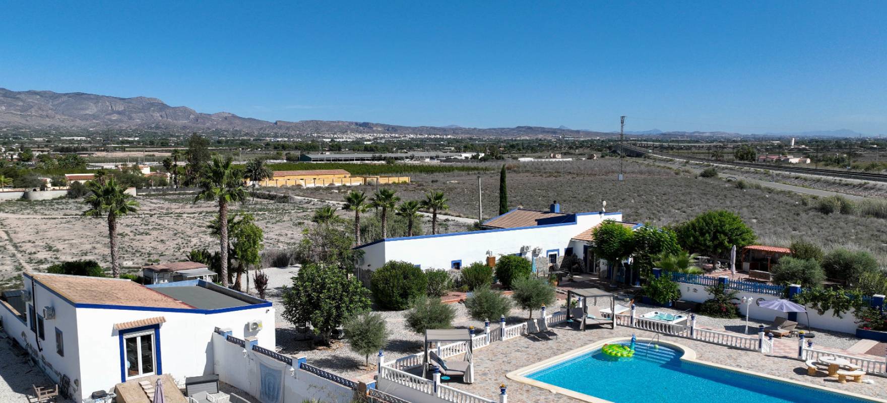 Venta - Finca / Country Property - Crevillente